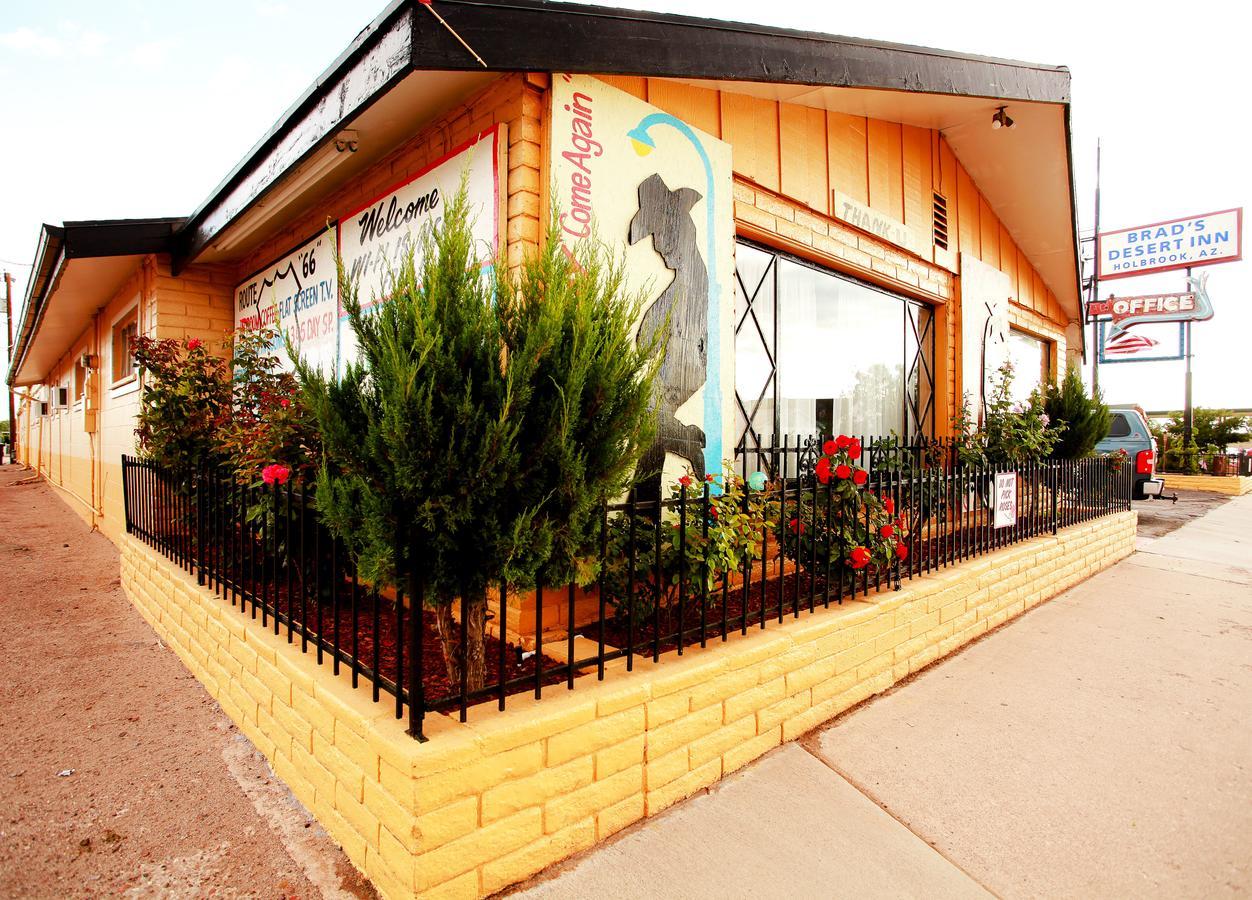 Brad'S Desert Inn Holbrook Exterior foto